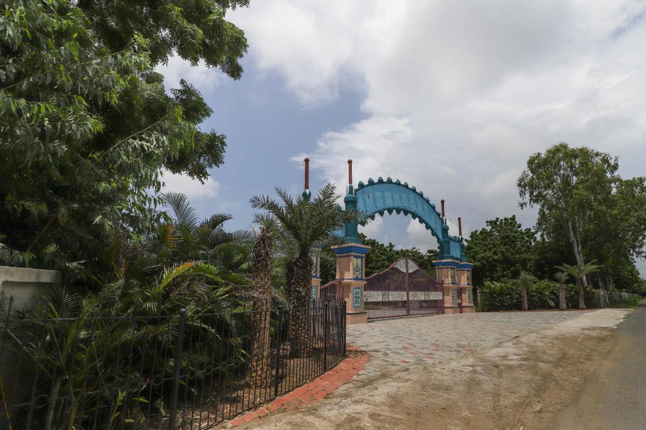 Capital O 49279 Chhab Chhaba Chhab Water Fun Park&Resort Damka Exterior foto