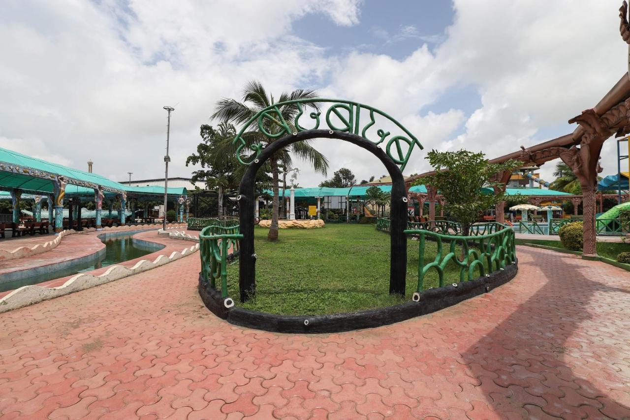 Capital O 49279 Chhab Chhaba Chhab Water Fun Park&Resort Damka Exterior foto